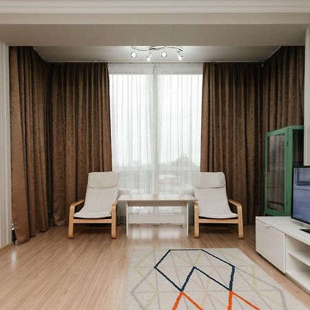 City Center Lev Tolstoi Residence คีชีเนา ภายนอก รูปภาพ